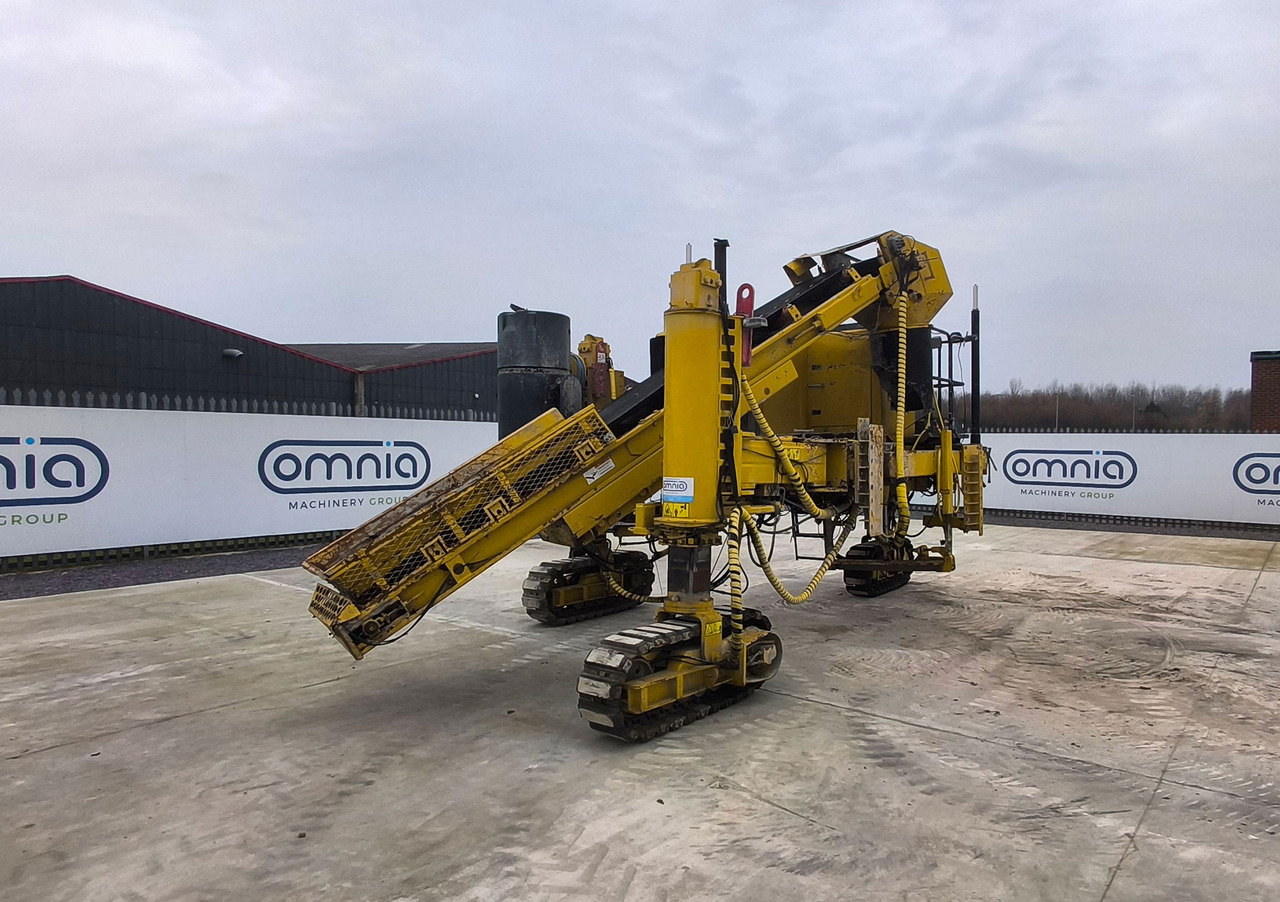 Gomaco Commander III - Slipform paver: picture 3 Gomaco Commander III - Slipform paver: picture 3