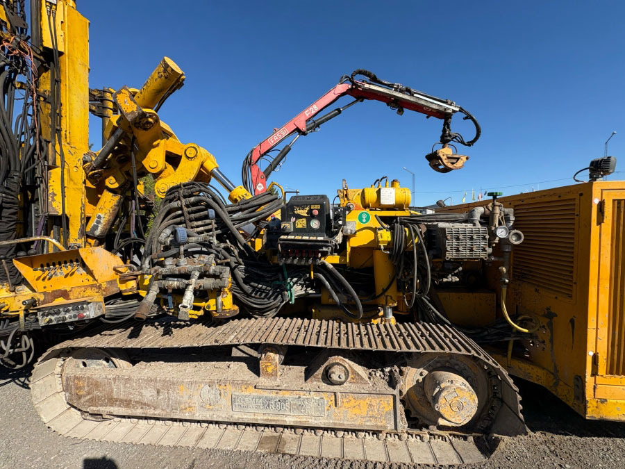 Klemm KR 805-2 - Pile driver: picture 4 Klemm KR 805-2 - Pile driver: picture 4