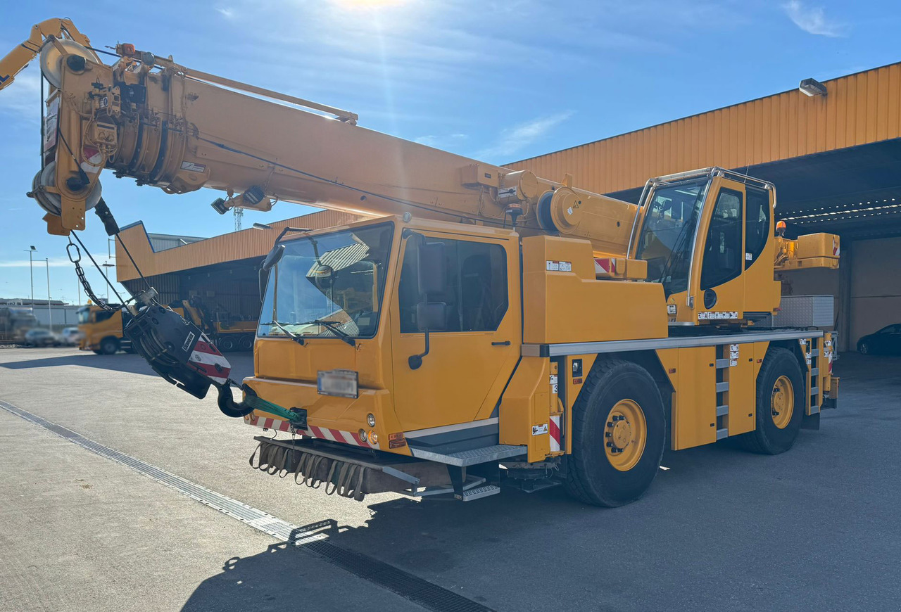 Liebherr LTM1030-2.1 - Mobile crane: picture 5 Liebherr LTM1030-2.1 - Mobile crane: picture 5