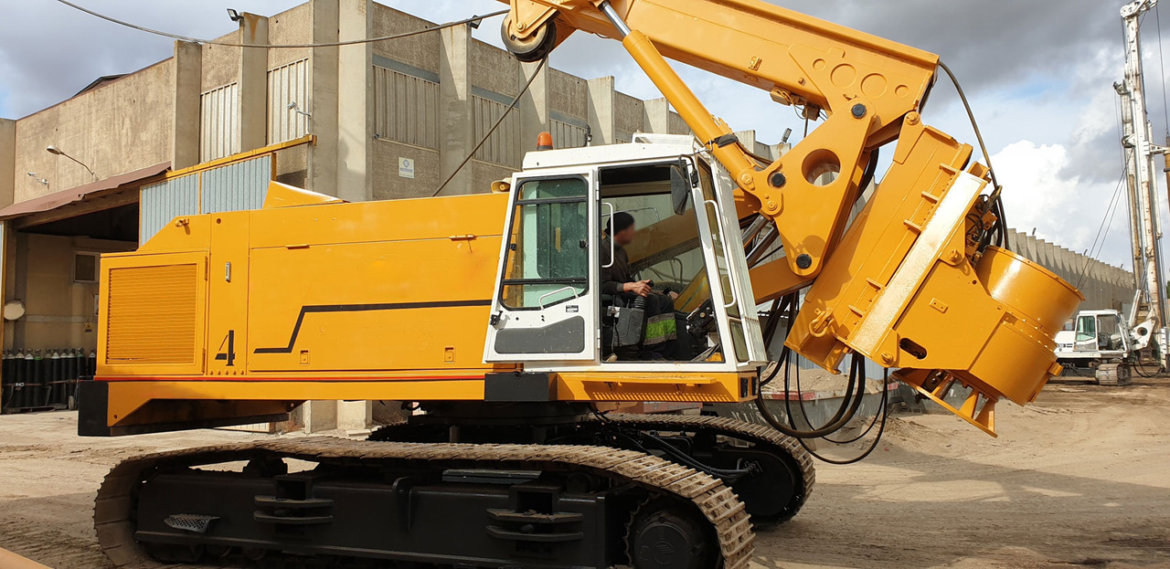 MAIT HR180 - Pile driver: picture 4 MAIT HR180 - Pile driver: picture 4