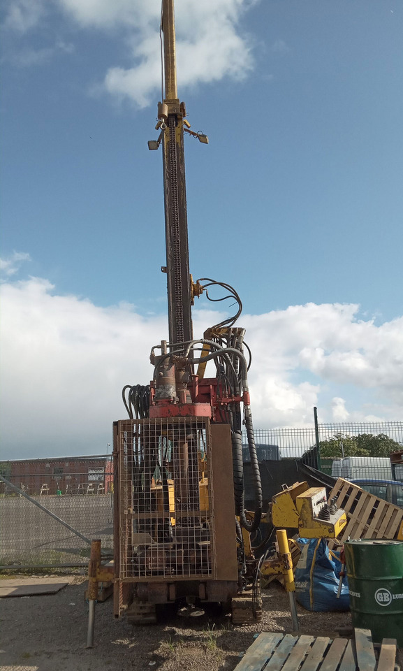 Massenza MI4 - Drilling rig: picture 2 Massenza MI4 - Drilling rig: picture 2