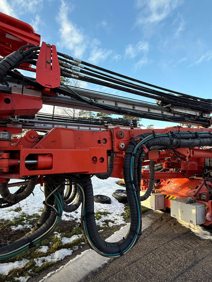 Drilling rig Sandvik DT922I: picture 6