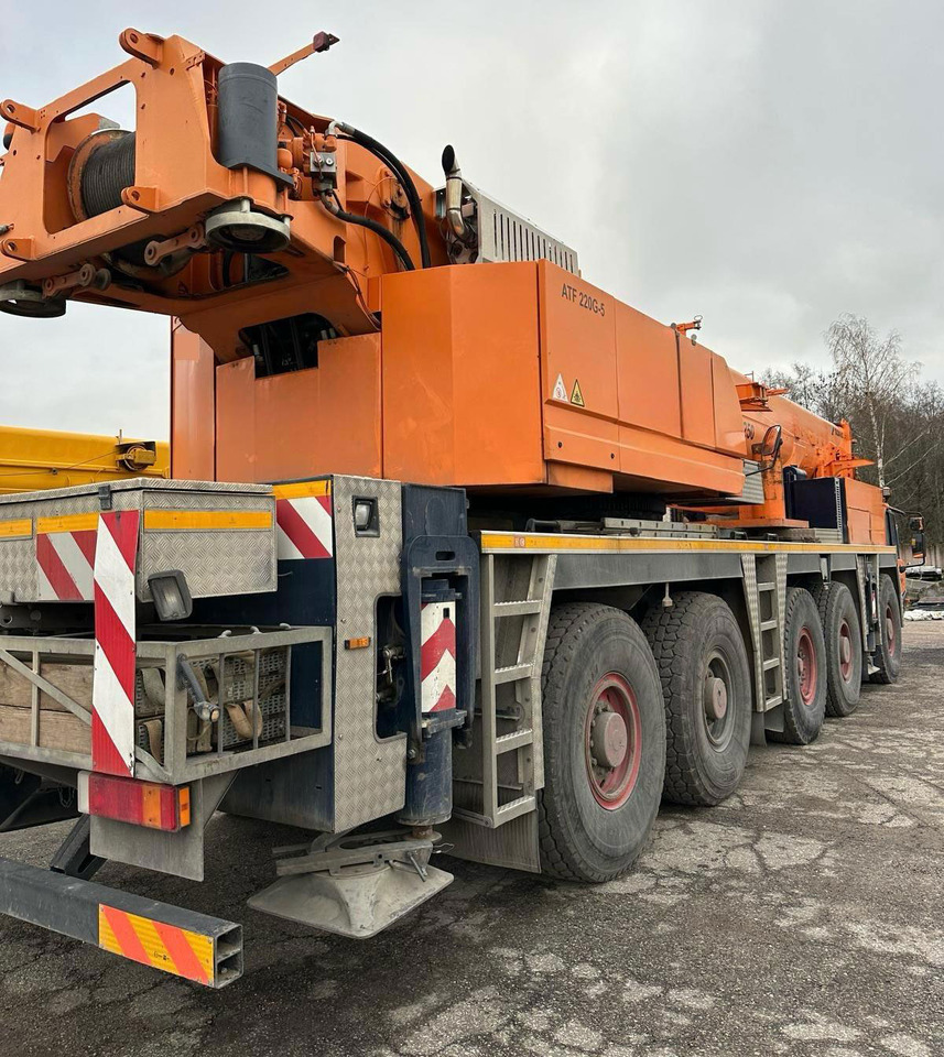 Tadano Faun ATF 220G-5 - Mobile crane: picture 5 Tadano Faun ATF 220G-5 - Mobile crane: picture 5