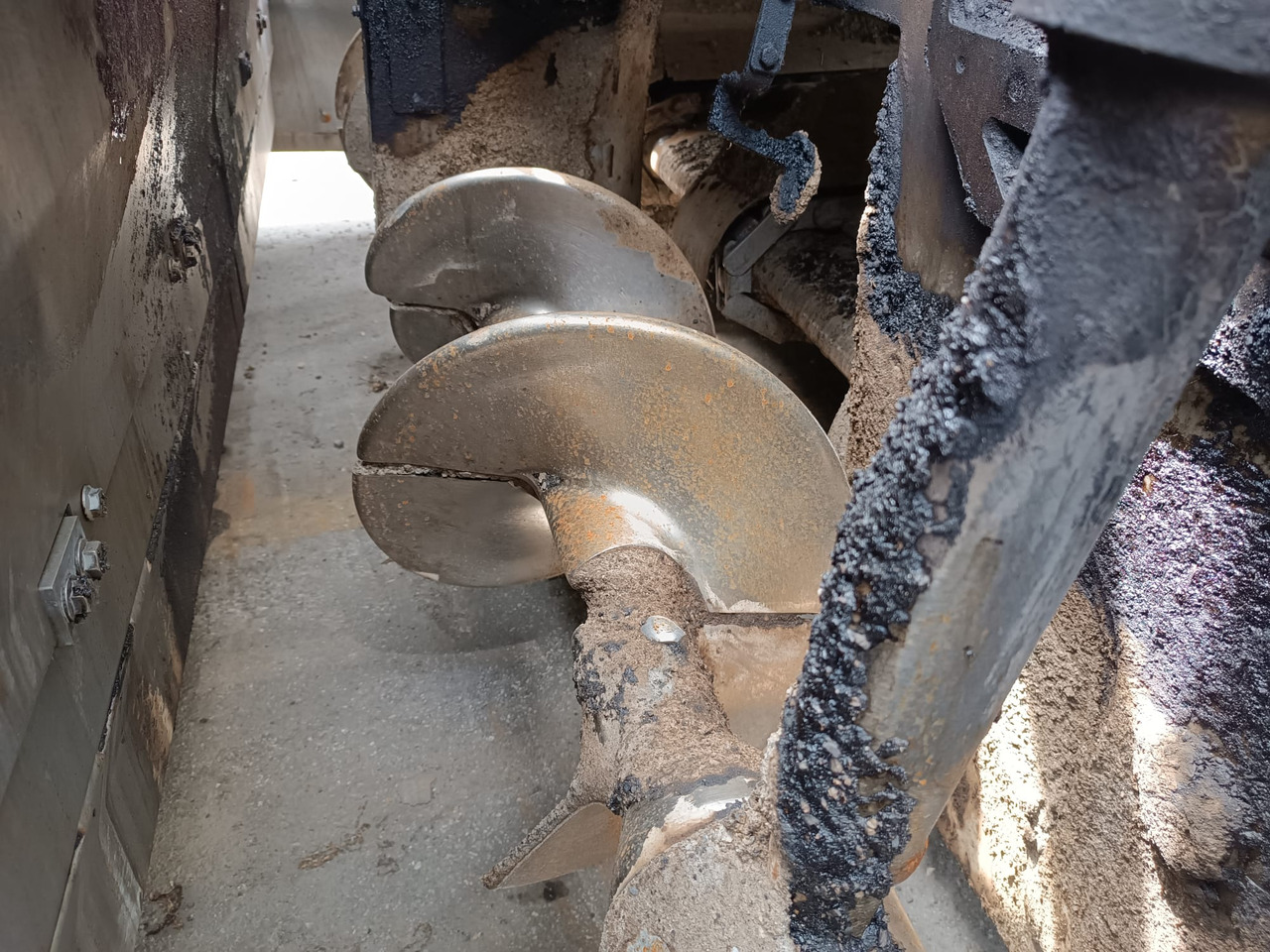 Leasing of Vogele Super 1800-3i Vogele Super 1800-3i: picture 6