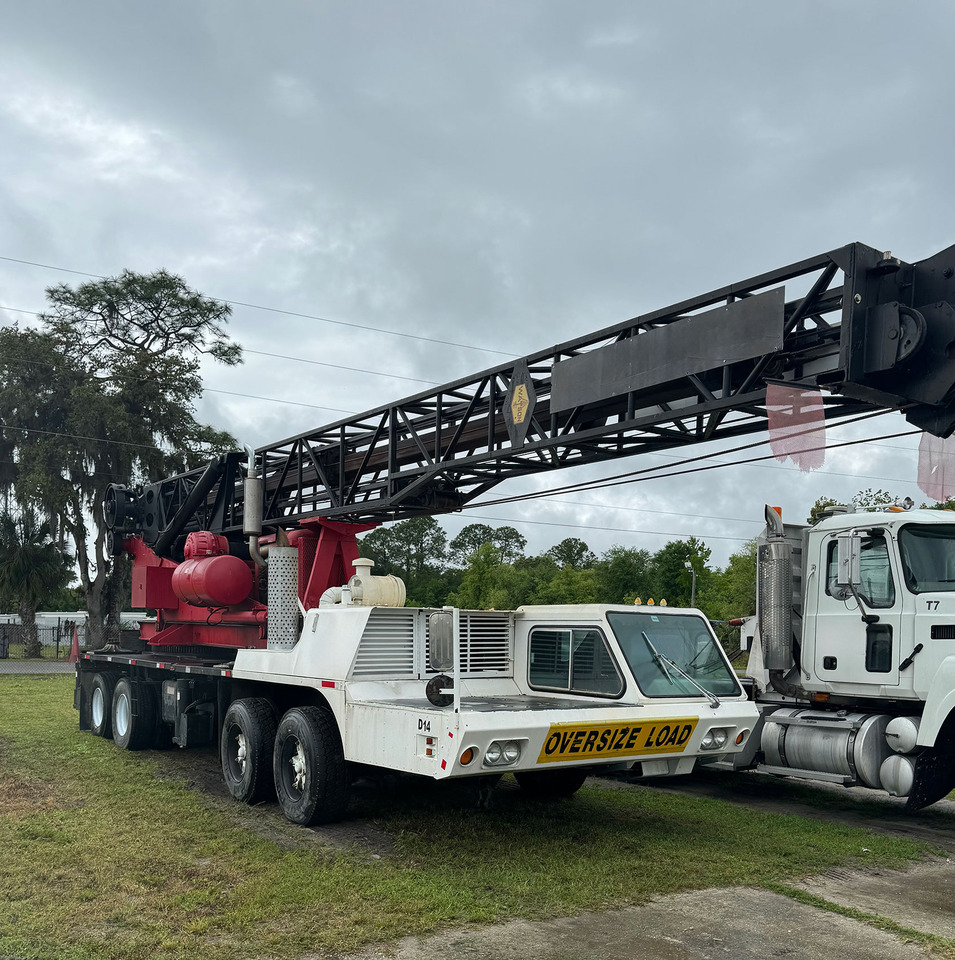 Watson 3000 - Pile driver: picture 2 Watson 3000 - Pile driver: picture 2