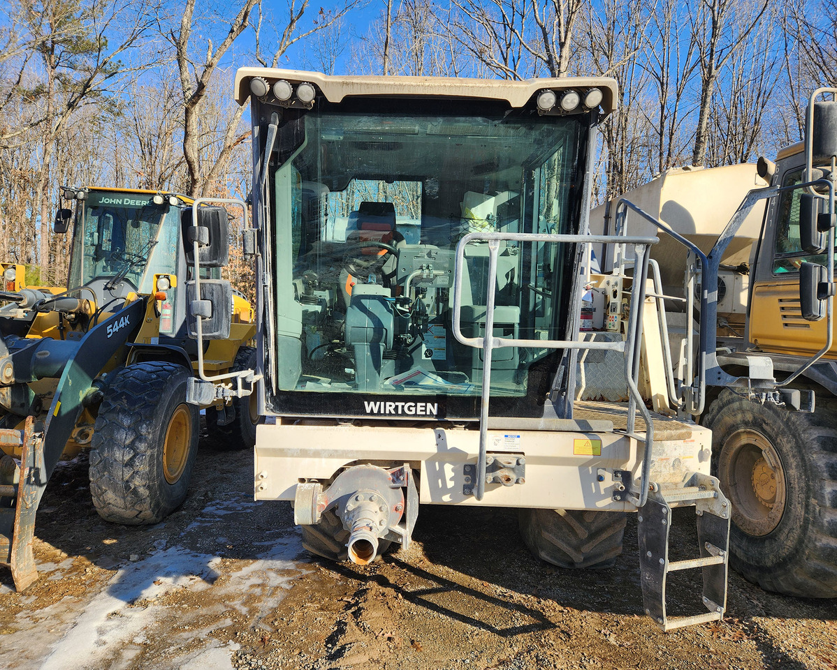 Wirtgen WR 200 XLI - Soil stabilizer: picture 3 Wirtgen WR 200 XLI - Soil stabilizer: picture 3