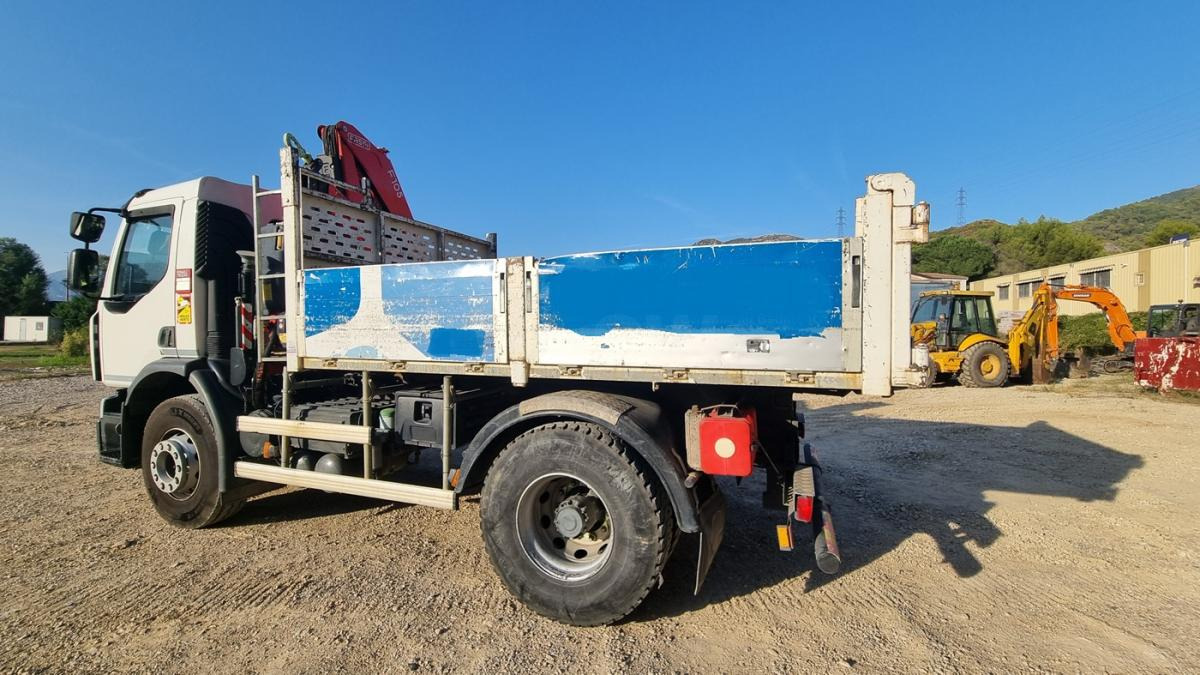 RENAULT C320 - Tipper: picture 3 RENAULT C320 - Tipper: picture 3