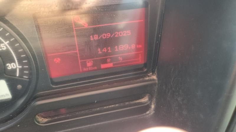 Leasing of RENAULT C320 RENAULT C320: picture 8