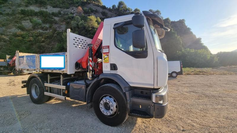 RENAULT C320 - Tipper: picture 1 RENAULT C320 - Tipper: picture 1