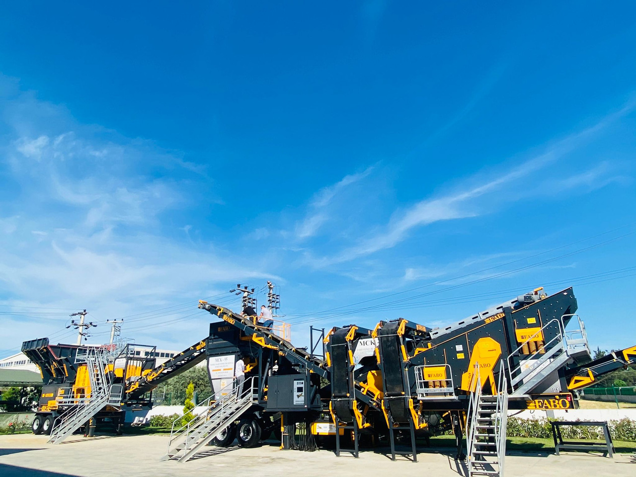 New Mining machinery FABO MOBILE CRUSHING PLANT: picture 1