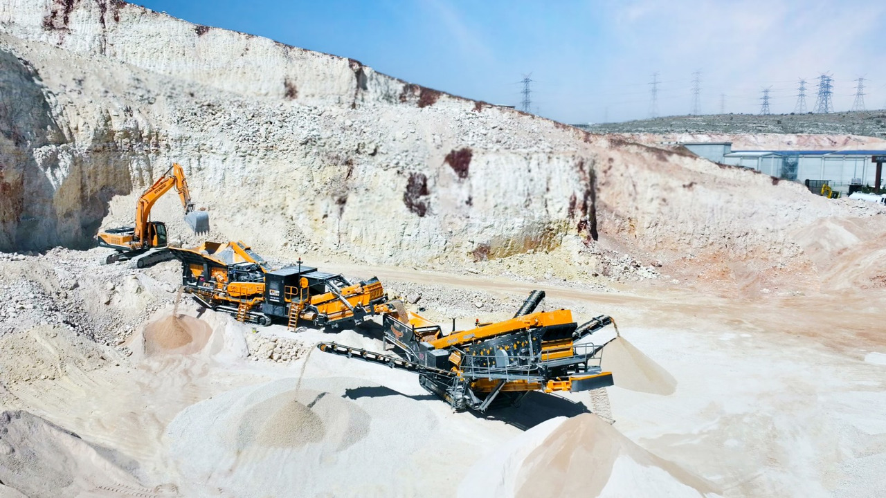 FABO Mobile crusher - Mobile crusher: picture 2 FABO Mobile crusher - Mobile crusher: picture 2