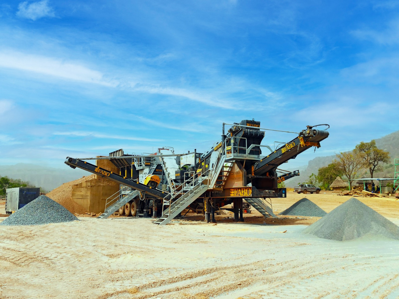 FABO Mobile crusher - Mobile crusher: picture 1 FABO Mobile crusher - Mobile crusher: picture 1