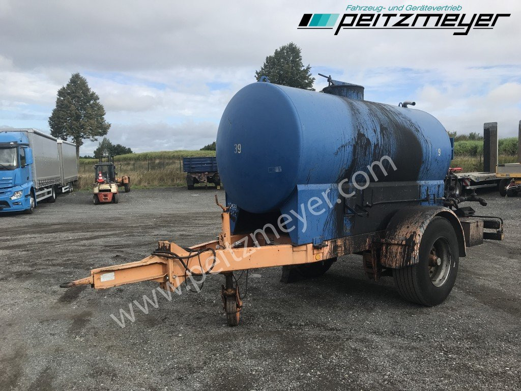 BATHE 1 Achs Anhänger Bitum / Teerkocher ST 5 E - 4,8 m³ zGG 9,5 t. - Asphalt distributor: picture 3 BATHE 1 Achs Anhänger Bitum / Teerkocher ST 5 E - 4,8 m³ zGG 9,5 t. - Asphalt distributor: picture 3