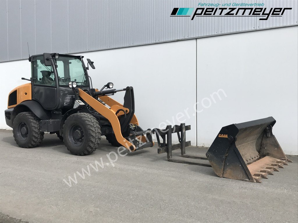CASE Radlader 321 F 4 in 1 Schaufel + Palettengabel - Wheel loader: picture 2 CASE Radlader 321 F 4 in 1 Schaufel + Palettengabel - Wheel loader: picture 2