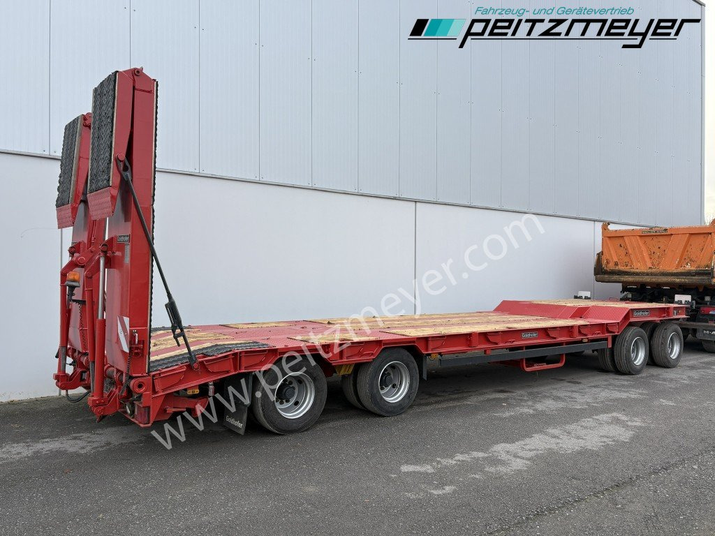GOLDHOFER 4 Achs Tieflader TU 4-2x2-32/80 hydr. Doppelrampen - Low loader trailer: picture 1 GOLDHOFER 4 Achs Tieflader TU 4-2x2-32/80 hydr. Doppelrampen - Low loader trailer: picture 1