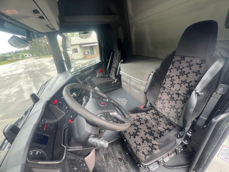 Scania R500 A6X2NB - Tractor unit: picture 5 Scania R500 A6X2NB - Tractor unit: picture 5