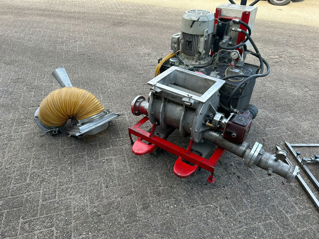Onbekend EBC mobile EBC rotory - electr/hydro unit zelf suport 380 v / agrarisch - Other machinery: picture 1 Onbekend EBC mobile EBC rotory - electr/hydro unit zelf suport 380 v / agrarisch - Other machinery: picture 1