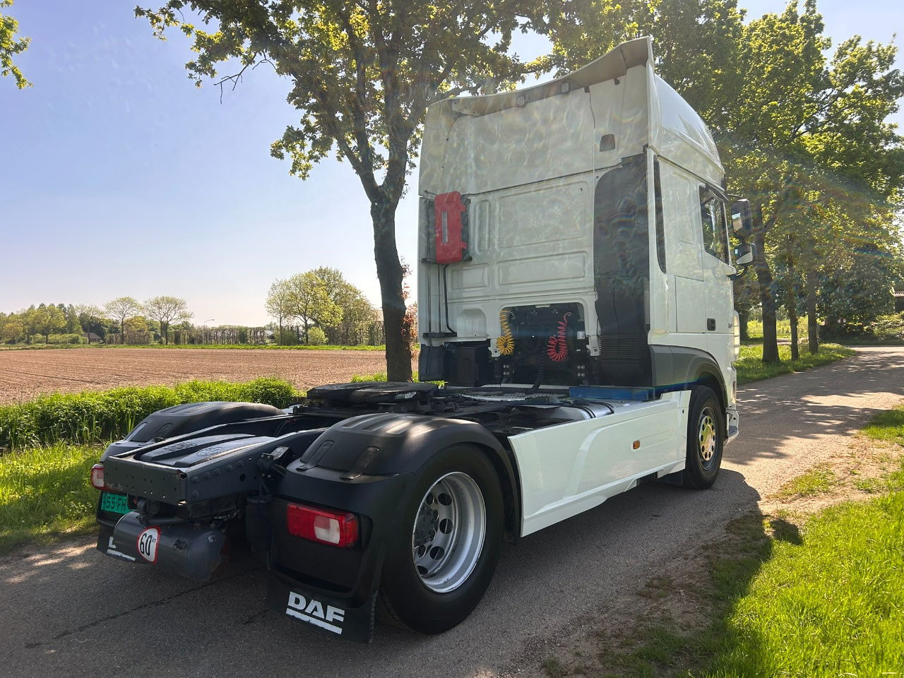 DAF XF 105.480 XF 480 FT / Only 385.000 KM / Hydrolijk / New smart Tacho / New o - Tractor unit: picture 4 DAF XF 105.480 XF 480 FT / Only 385.000 KM / Hydrolijk / New smart Tacho / New o - Tractor unit: picture 4