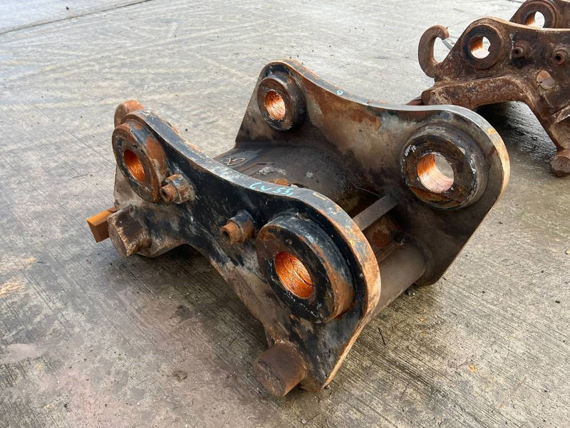 Cat CW55S - Quick coupler for Construction machinery: picture 5 Cat CW55S - Quick coupler for Construction machinery: picture 5