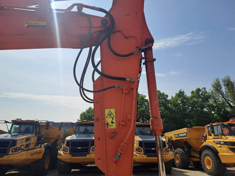 Wheel excavator Hitachi ZX170W-5B: picture 9