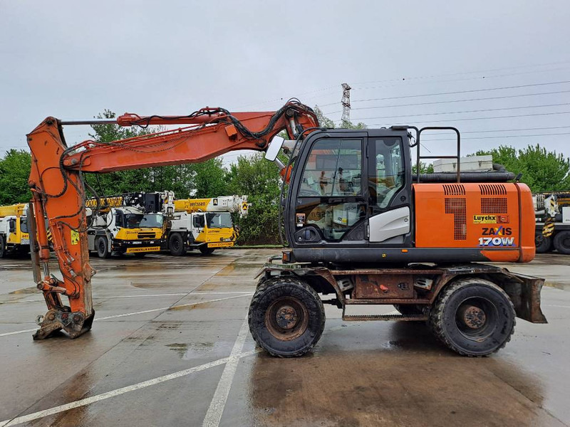 Hitachi ZX170W-6-2P - Wheel excavator: picture 1 Hitachi ZX170W-6-2P - Wheel excavator: picture 1