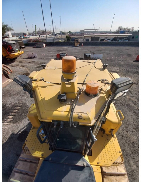 Bulldozer Komatsu D155A-6R (4 pcs available in Abu Dhabi): picture 9 Bulldozer Komatsu D155A-6R (4 pcs available in Abu Dhabi): picture 9