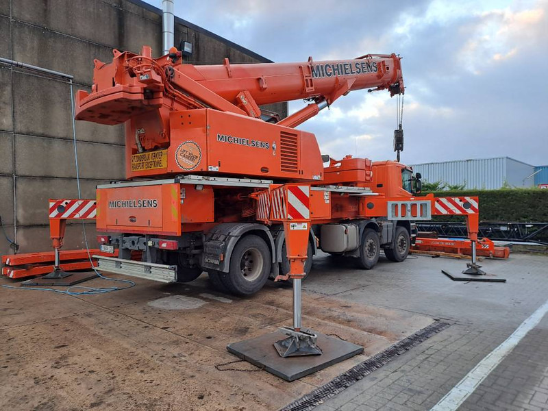 Liebherr LTF 1060-4.1 - All terrain crane: picture 3 Liebherr LTF 1060-4.1 - All terrain crane: picture 3