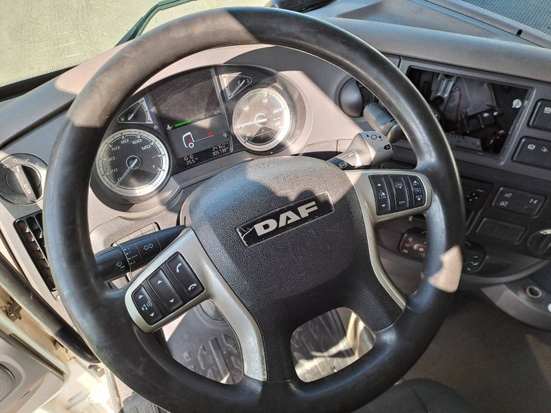 Tractor unit DAF FT XF 480 Space Cab: picture 17