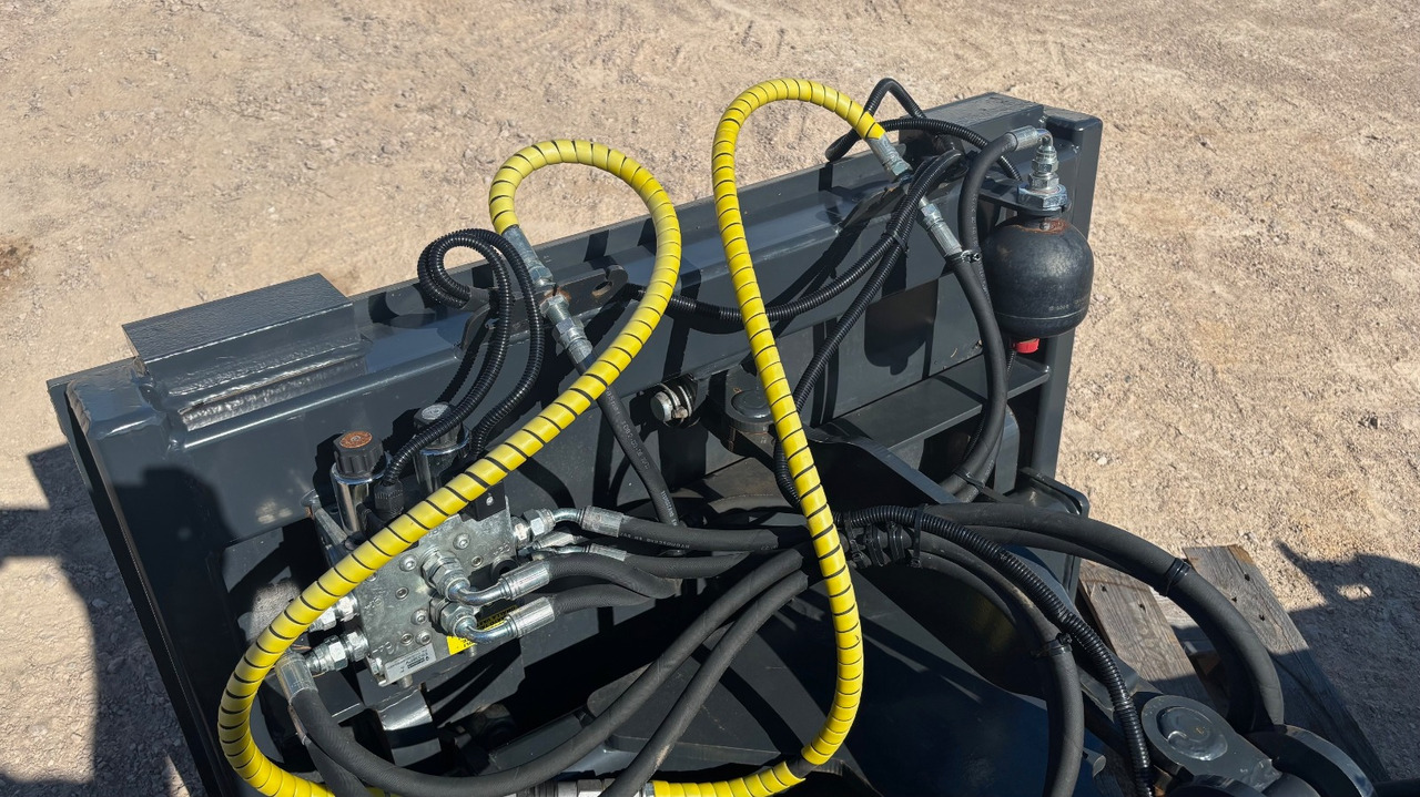 PMC VPL2900 - Snow plough for Wheel loader: picture 4 PMC VPL2900 - Snow plough for Wheel loader: picture 4