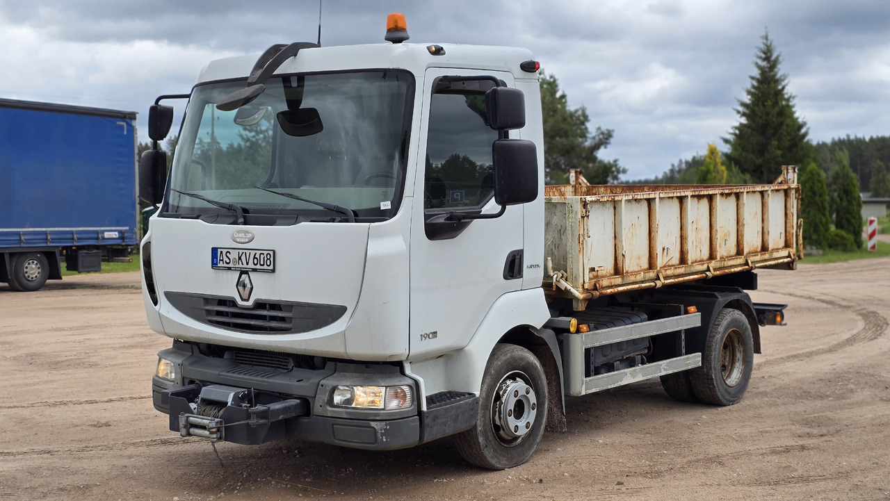 RENAULT Midlum 190DX winch. Original mileage 46'000km. - Tipper: picture 3 RENAULT Midlum 190DX winch. Original mileage 46'000km. - Tipper: picture 3