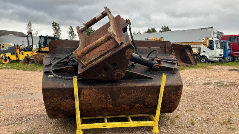 S70 2050mm - Excavator bucket for Crawler excavator: picture 5 S70 2050mm - Excavator bucket for Crawler excavator: picture 5