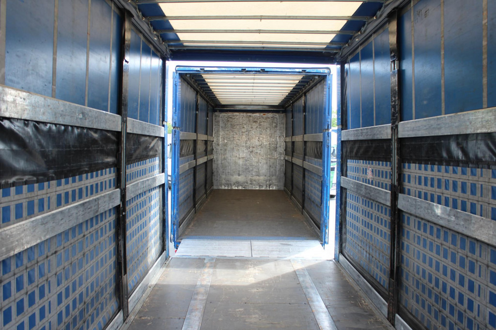 MAN TGX 26.460 Retarder Jumbo-Zug 120M3 Durchlade - Curtainsider truck: picture 2 MAN TGX 26.460 Retarder Jumbo-Zug 120M3 Durchlade - Curtainsider truck: picture 2