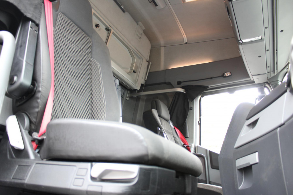 Renault T 520 E6 High Sleeper Retarder Kühlbox VIN: LD - Tractor unit: picture 2 Renault T 520 E6 High Sleeper Retarder Kühlbox VIN: LD - Tractor unit: picture 2