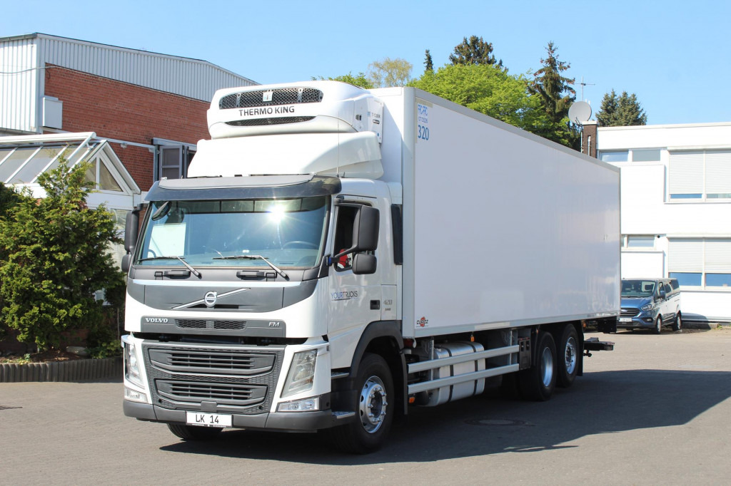 Volvo FM 420 E6 TK T-1200 Spect. Bi-Temp. Strom LBW TW - Refrigerator truck: picture 1 Volvo FM 420 E6 TK T-1200 Spect. Bi-Temp. Strom LBW TW - Refrigerator truck: picture 1