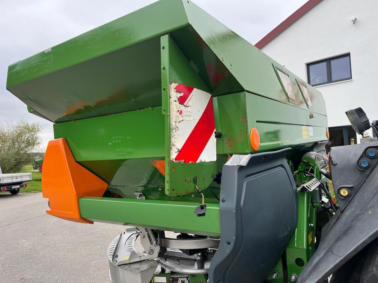 Fertilizer spreader Amazone ZA-M 1501 Profis, Wiegestreuer, 2500 Liter: picture 6 Fertilizer spreader Amazone ZA-M 1501 Profis, Wiegestreuer, 2500 Liter: picture 6