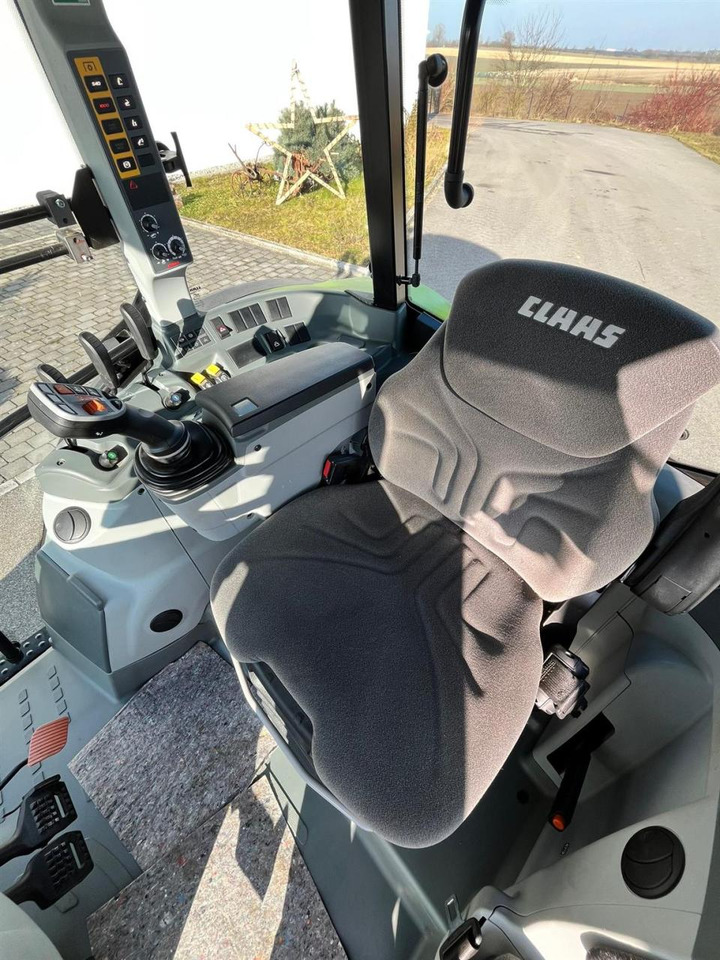 Farm tractor CLAAS Arion 420 CIS mit Frontzapfwelle und Frontkraftheber, neuwertiger Zustand, erst 620 Betriebsstunden: picture 28