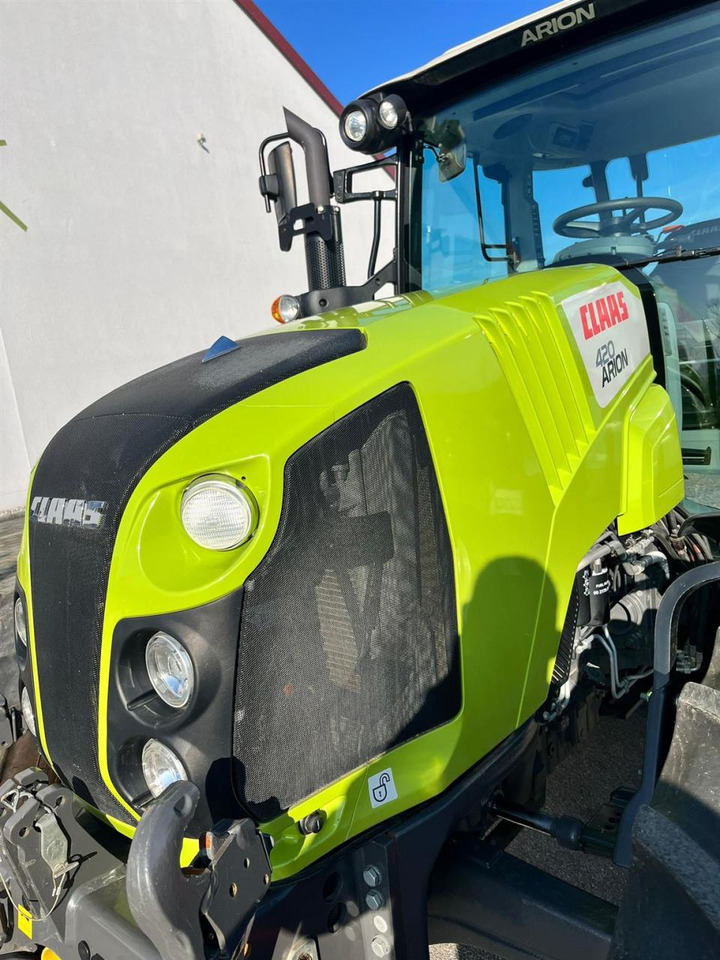 Farm tractor CLAAS Arion 420 CIS mit Frontzapfwelle und Frontkraftheber, neuwertiger Zustand, erst 620 Betriebsstunden: picture 35
