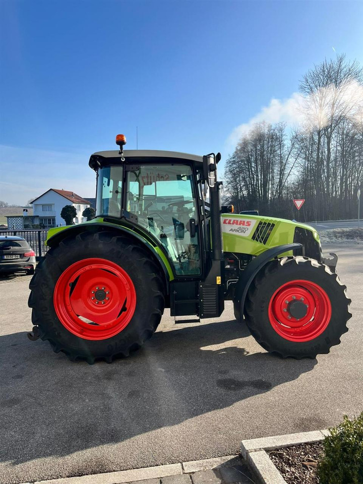 Farm tractor CLAAS Arion 420 CIS mit Frontzapfwelle und Frontkraftheber, neuwertiger Zustand, erst 620 Betriebsstunden: picture 7