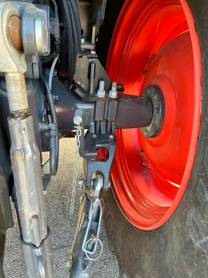 Farm tractor CLAAS Arion 420 CIS mit Frontzapfwelle und Frontkraftheber, neuwertiger Zustand, erst 620 Betriebsstunden: picture 9