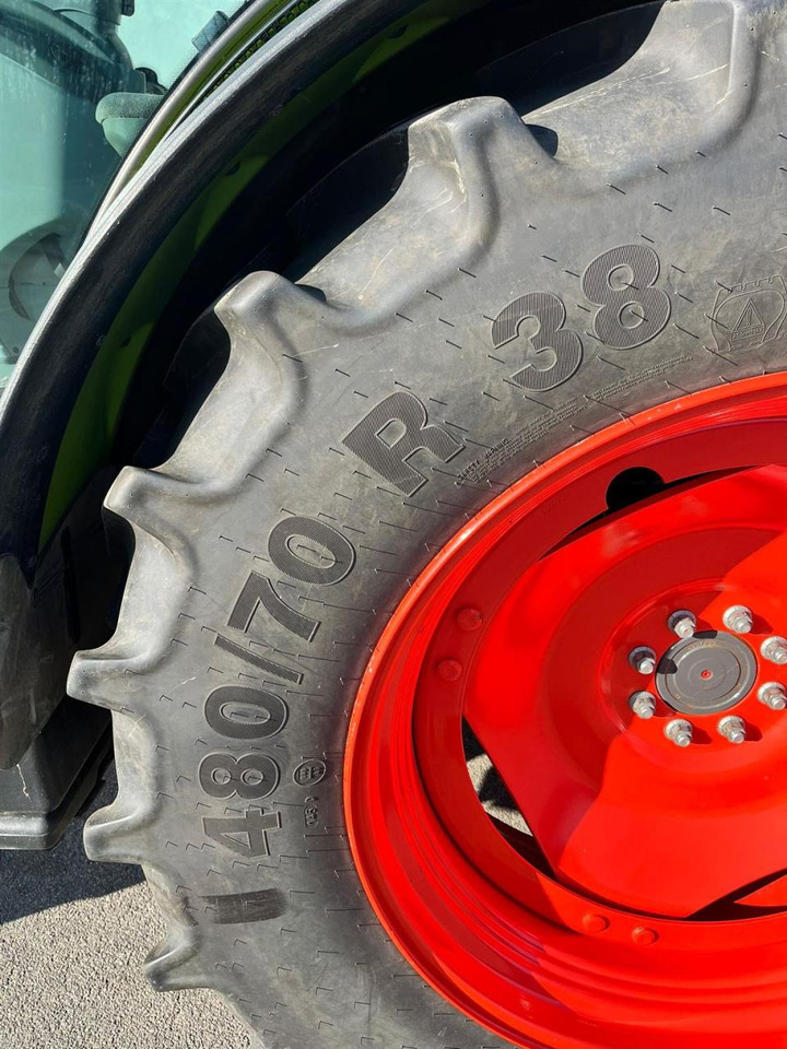 Farm tractor CLAAS Arion 420 CIS mit Frontzapfwelle und Frontkraftheber, neuwertiger Zustand, erst 620 Betriebsstunden: picture 13