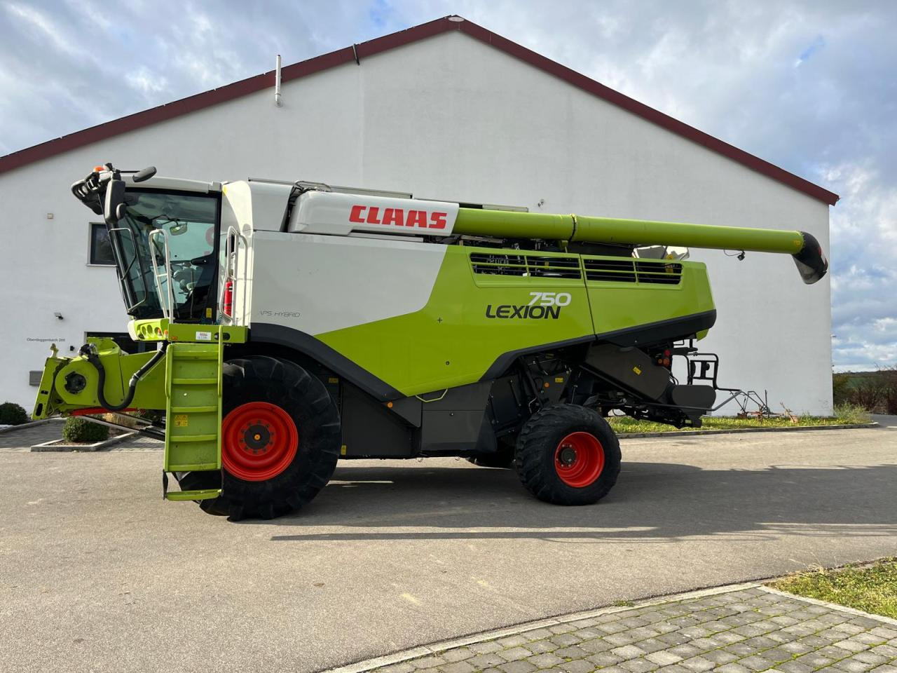 CLAAS Lexion 750 V-Kanal 3D, Bj. 2017, 30kmh - Combine harvester: picture 4 CLAAS Lexion 750 V-Kanal 3D, Bj. 2017, 30kmh - Combine harvester: picture 4