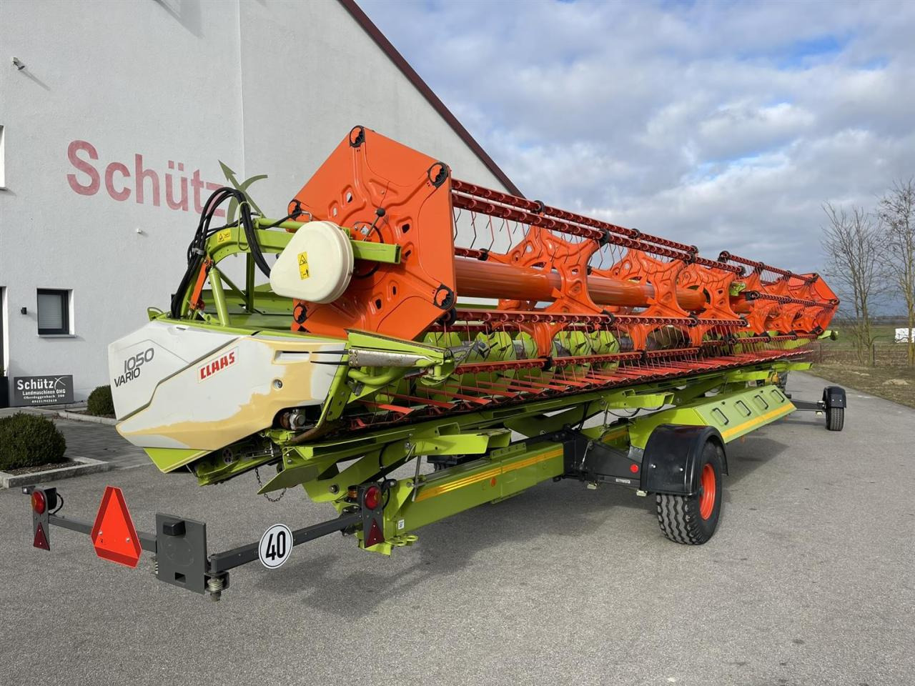 CLAAS Schneidwerk Claas Vario V1050, ca. 1600ha, LED Laser, Bj. 2016 - Grain header: picture 4 CLAAS Schneidwerk Claas Vario V1050, ca. 1600ha, LED Laser, Bj. 2016 - Grain header: picture 4