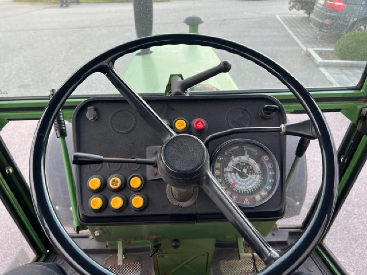 Farm tractor Fendt Farmer 306 LS, ca. 9516 Bh, Baujahr 1982: picture 10
