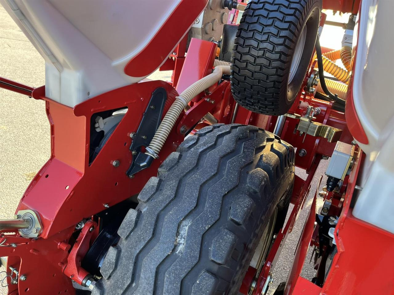 Precision sowing machine Kverneland Optima HD, e-drive, Section Control, Bj. 2016: picture 7