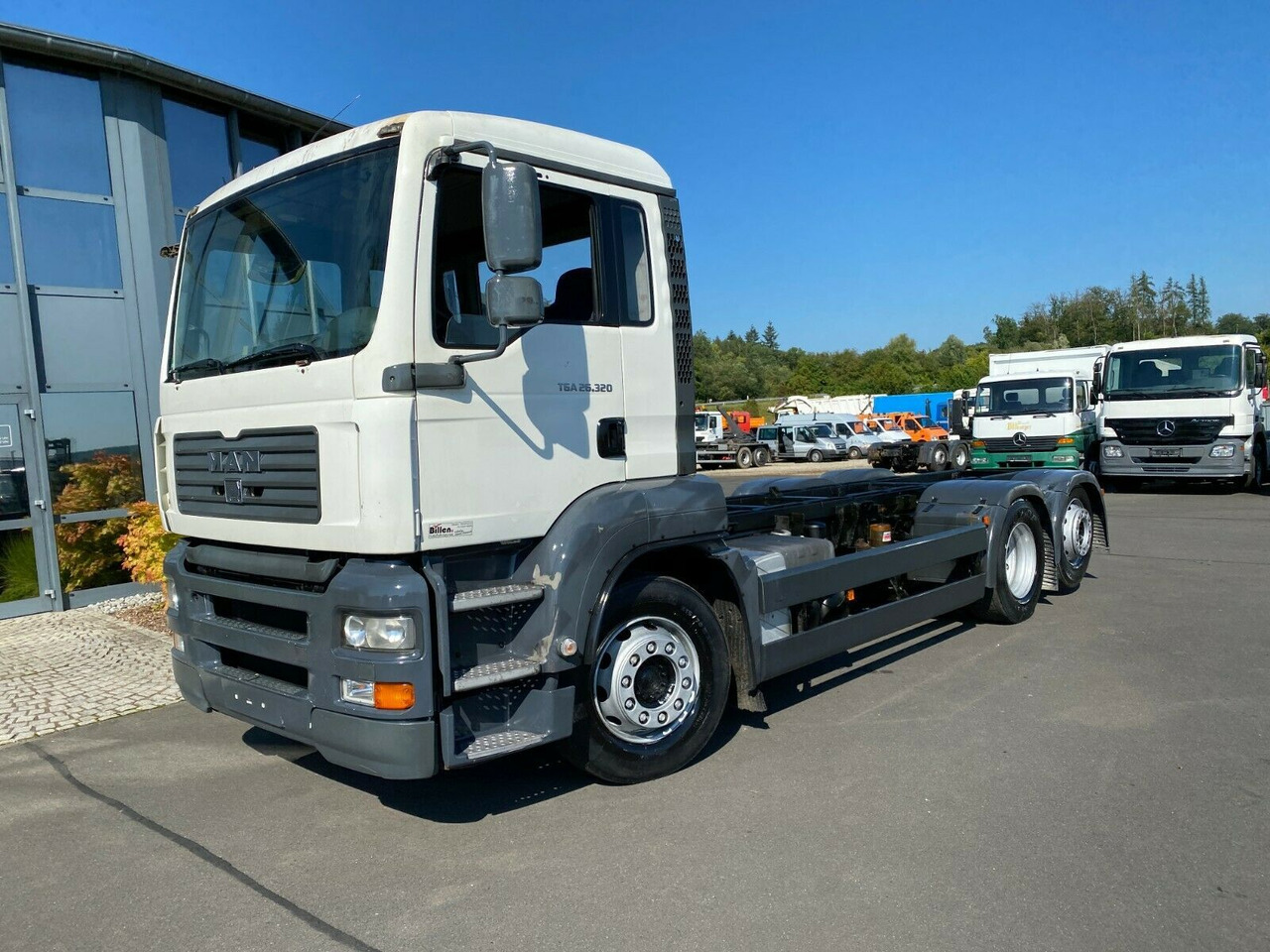 Cab chassis truck MAN 26.320 TGA 6x2 MAN 26.320 TGA 6x2: picture 10 Cab chassis truck MAN 26.320 TGA 6x2 MAN 26.320 TGA 6x2: picture 10
