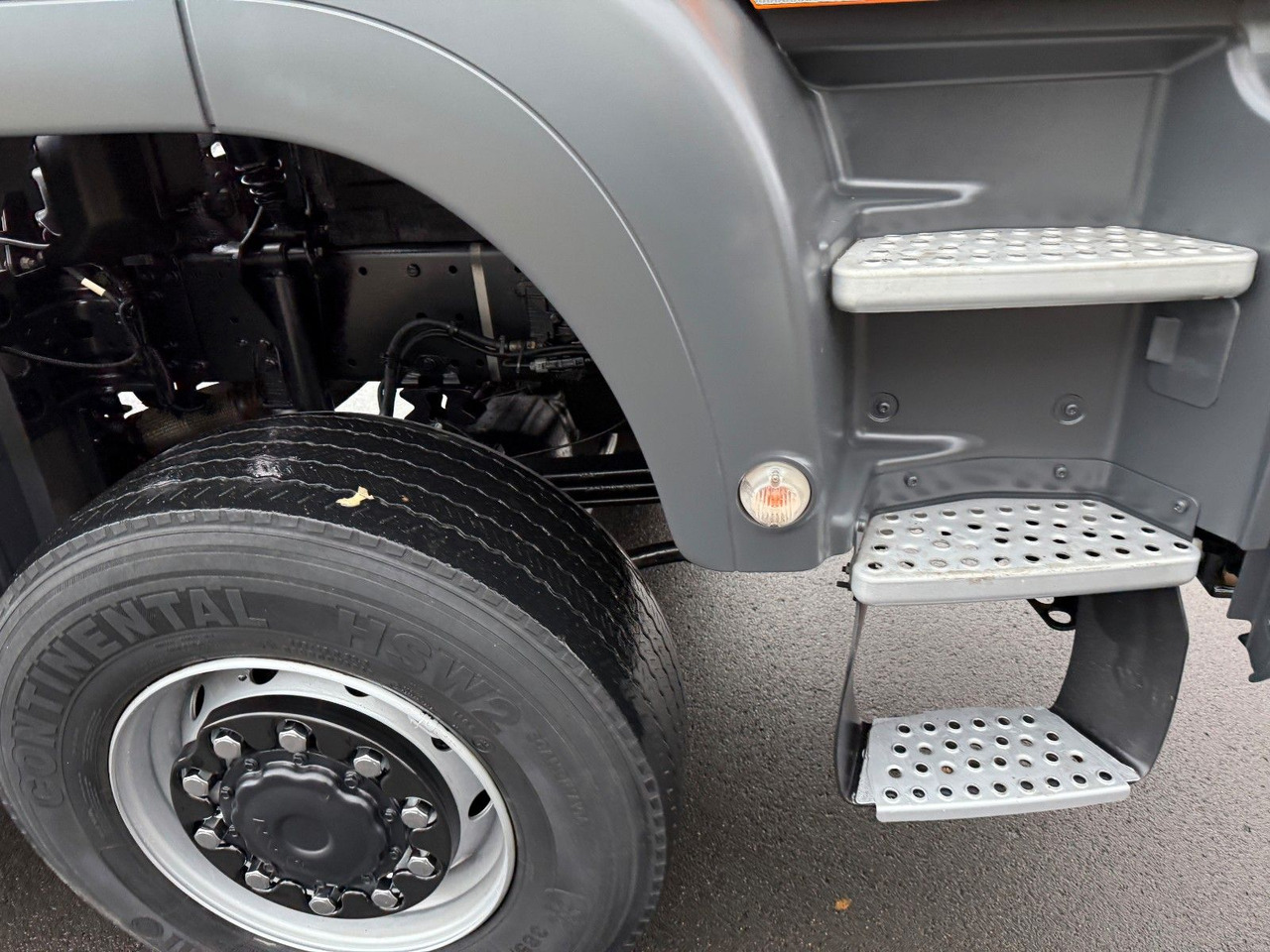 MAN TGS 18.360 4x4 Winterdienst Fahrgestell - Cab chassis truck: picture 3 MAN TGS 18.360 4x4 Winterdienst Fahrgestell - Cab chassis truck: picture 3