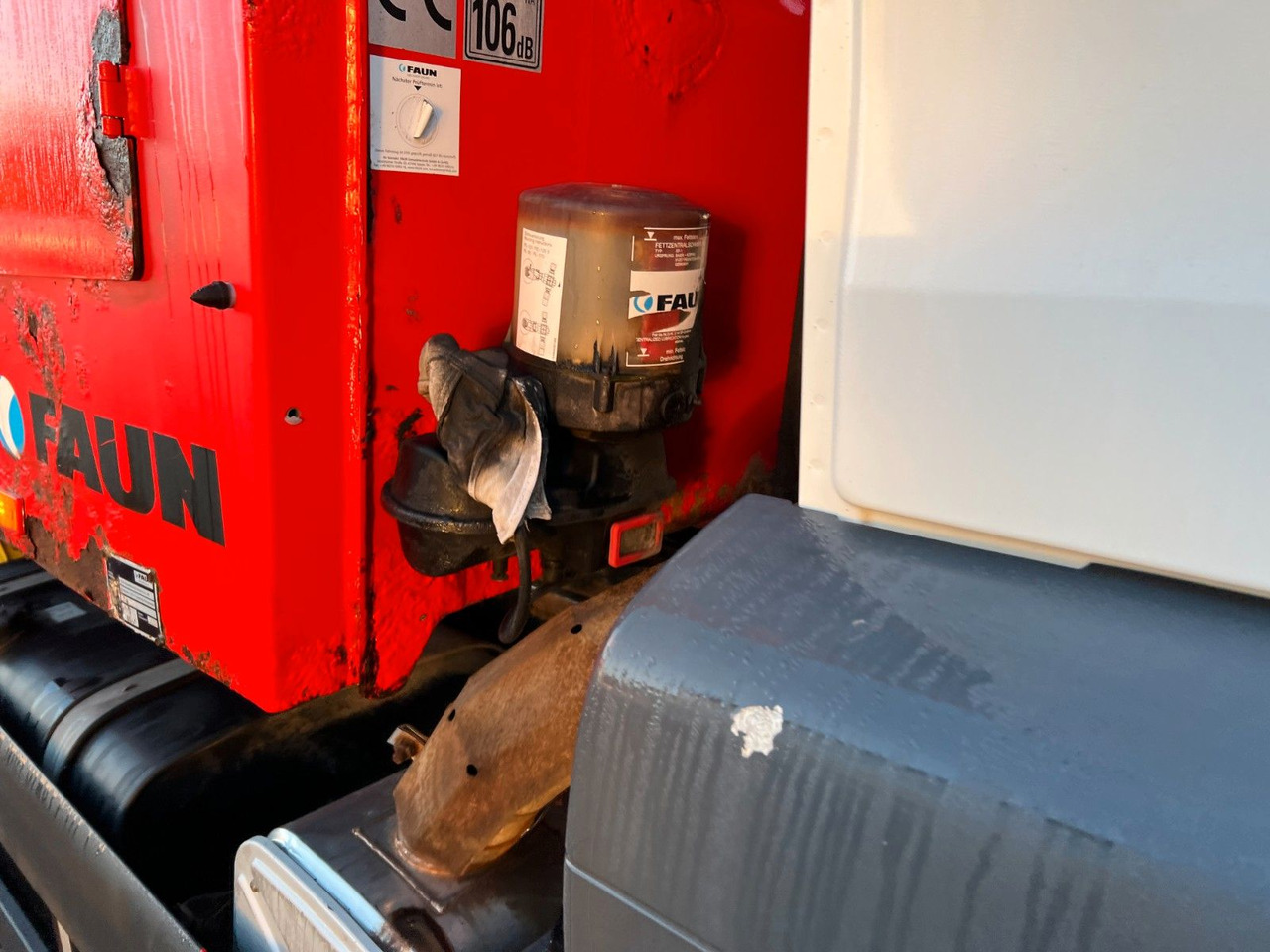 Leasing of MAN TGS 26.360 6x2 Faun Power Press 524 + Schütte MAN TGS 26.360 6x2 Faun Power Press 524 + Schütte MAN TGS 26.360 6x2 Faun Power Press 524 + Schütte MAN TGS 26.360 6x2 Faun Power Press 524 + Schütte: picture 6