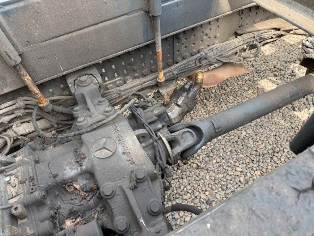 Mercedes-Benz Antos 1824 - Umlader- Nebenantrieb - Hook lift truck: picture 4 Mercedes-Benz Antos 1824 - Umlader- Nebenantrieb - Hook lift truck: picture 4