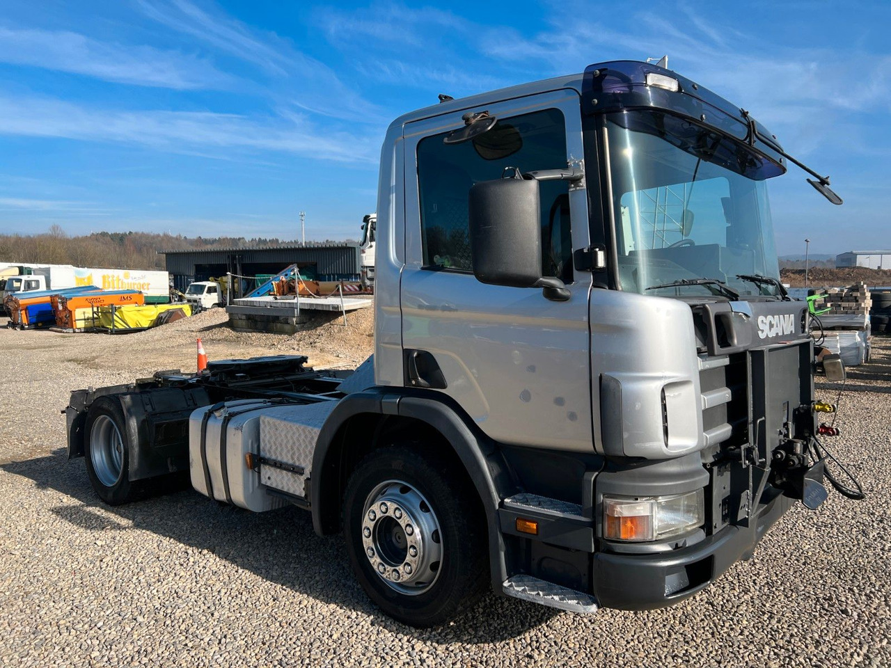 Scania P 94 GA 4x2 NA 310 Scania P 94 GA 4x2 NA 310 - Tractor unit: picture 2 Scania P 94 GA 4x2 NA 310 Scania P 94 GA 4x2 NA 310 - Tractor unit: picture 2