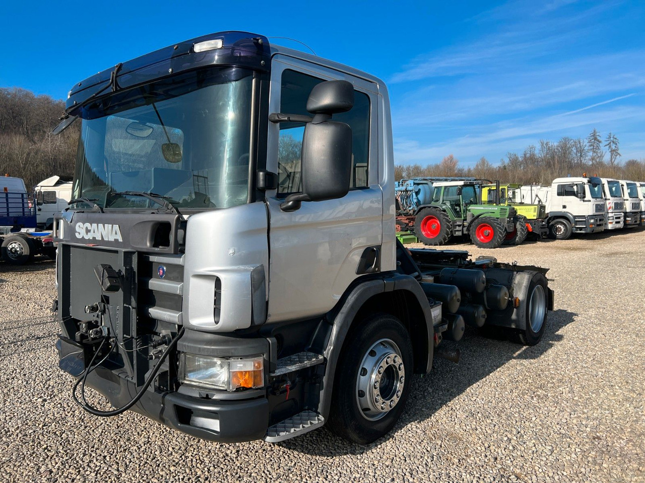 Scania P 94 GA 4x2 NA 310 Scania P 94 GA 4x2 NA 310 - Tractor unit: picture 1 Scania P 94 GA 4x2 NA 310 Scania P 94 GA 4x2 NA 310 - Tractor unit: picture 1
